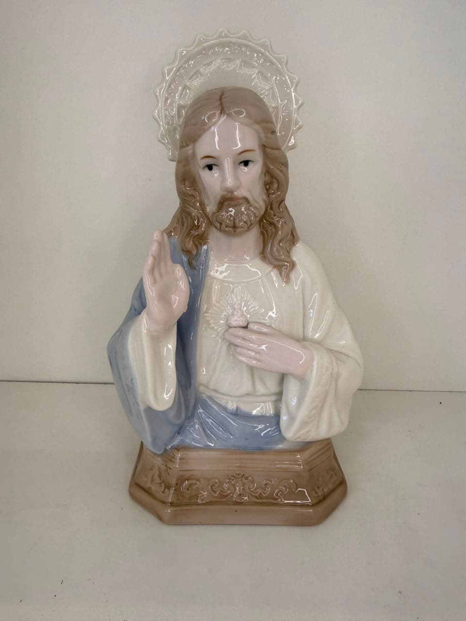 BUSTO SAGRADO  CORAÇÃO DE JESUS - PORCELANA - 21CM