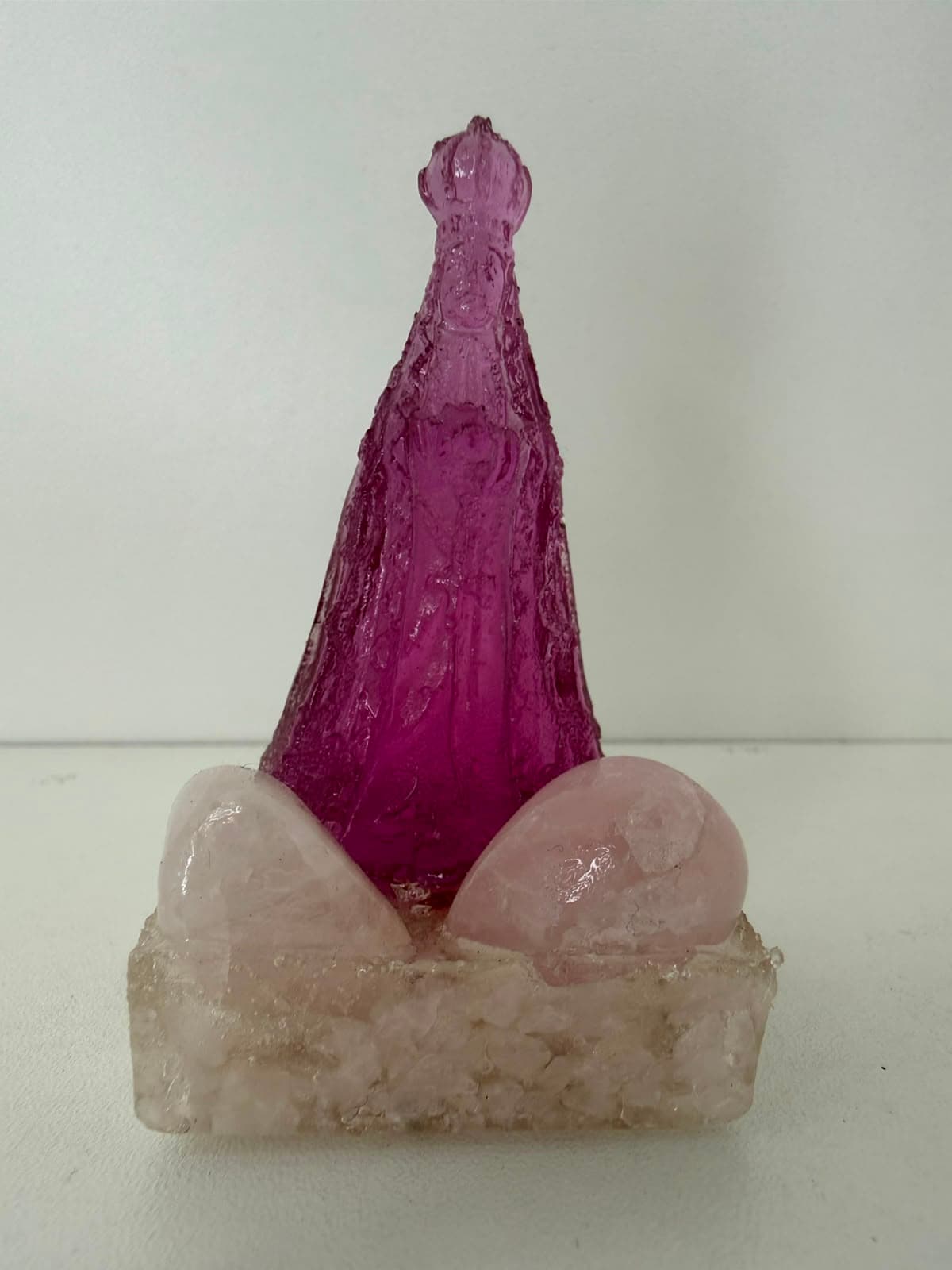 NOSSA SENHORA APARECIDA RESINA COM QUARTZO ROSA - 7CM