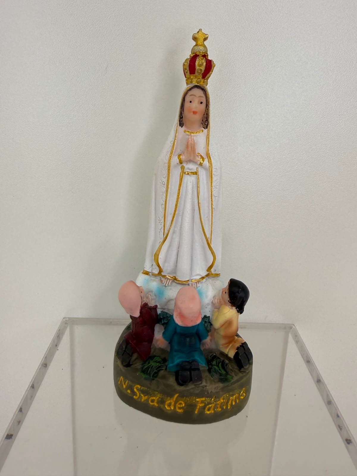 NOSSA SENHORA DE FÁTIMA  RESINA - 11 CM