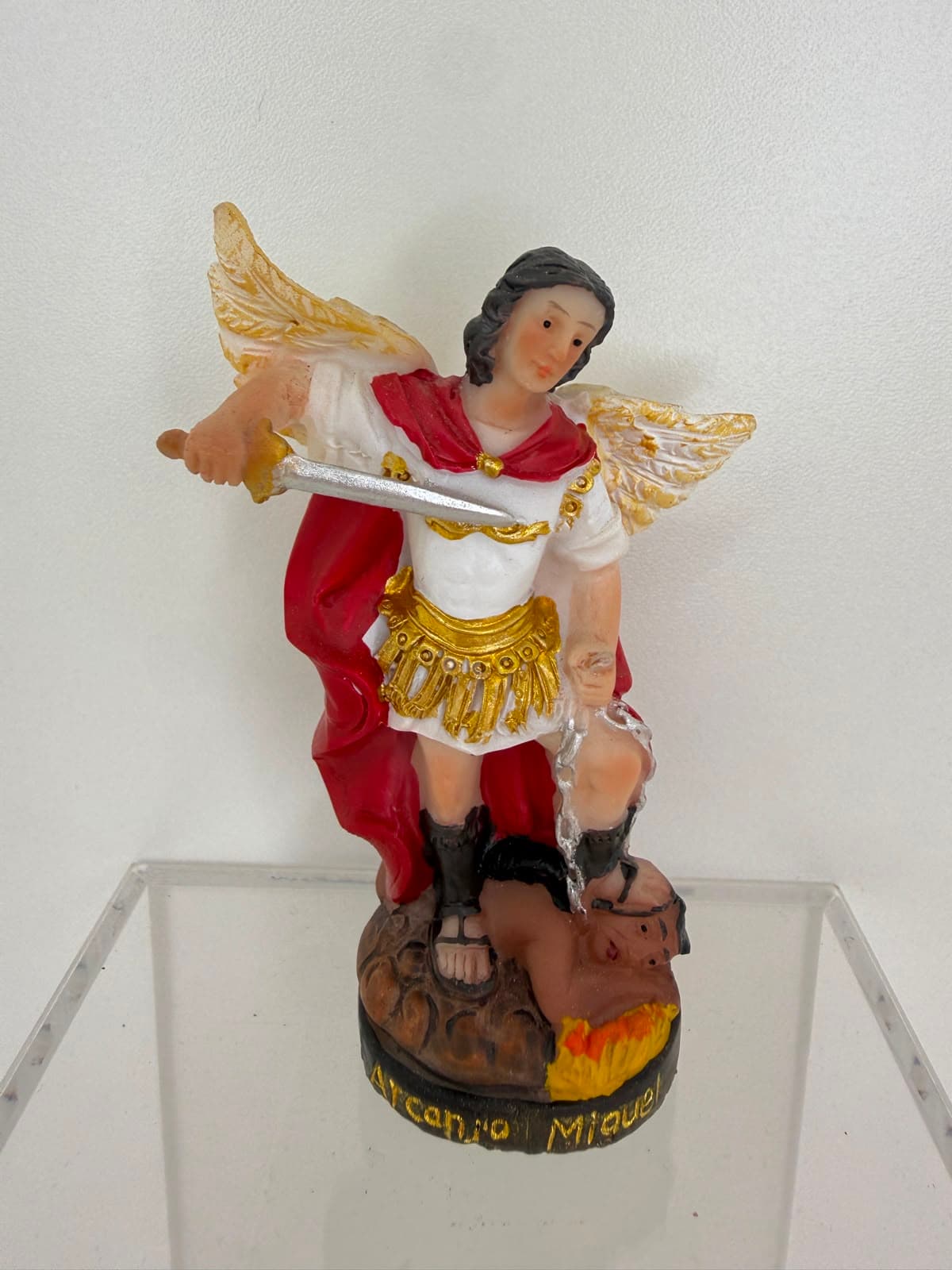 ARCANJO SÃO MIGUEL RESINA - 8 CM