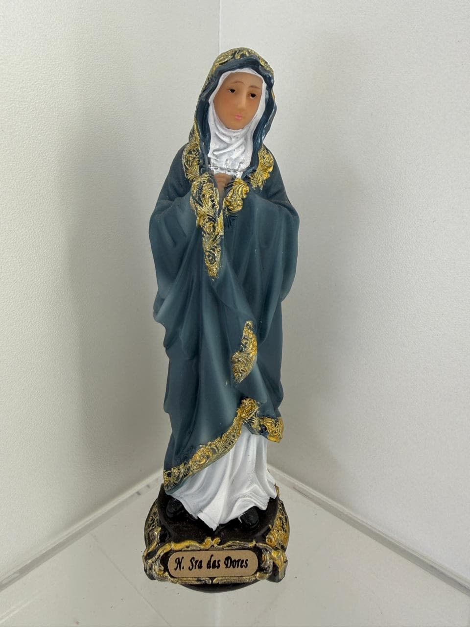 NOSSA SENHORA DAS DORES RESINA - 12 CM