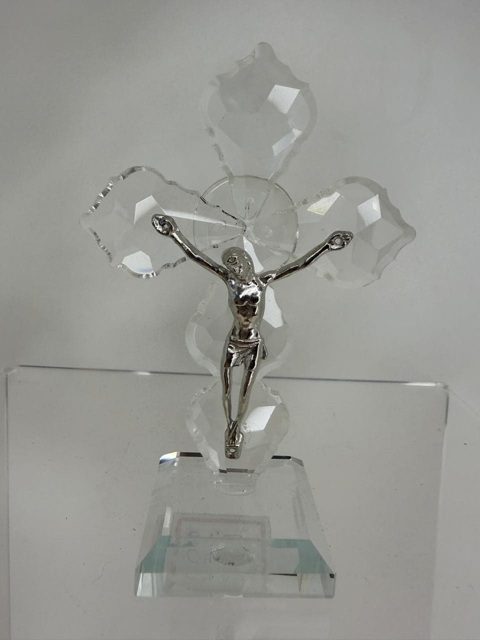 CRUCIFIXO DE VIDRO - 11 CM