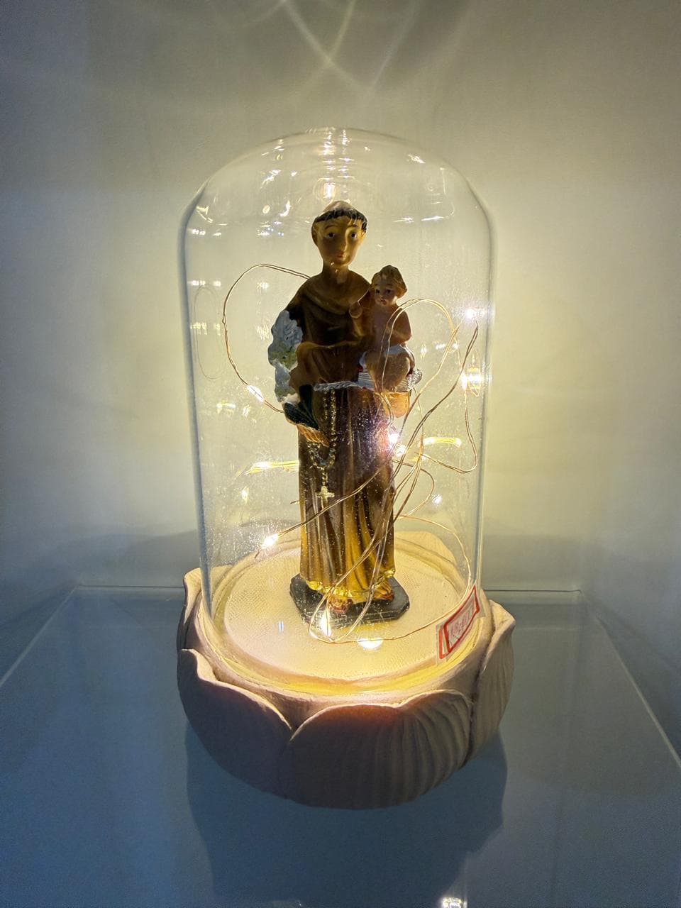 SANTO ANTONIO COM CÚPULA E LED RESINA - 15 CM